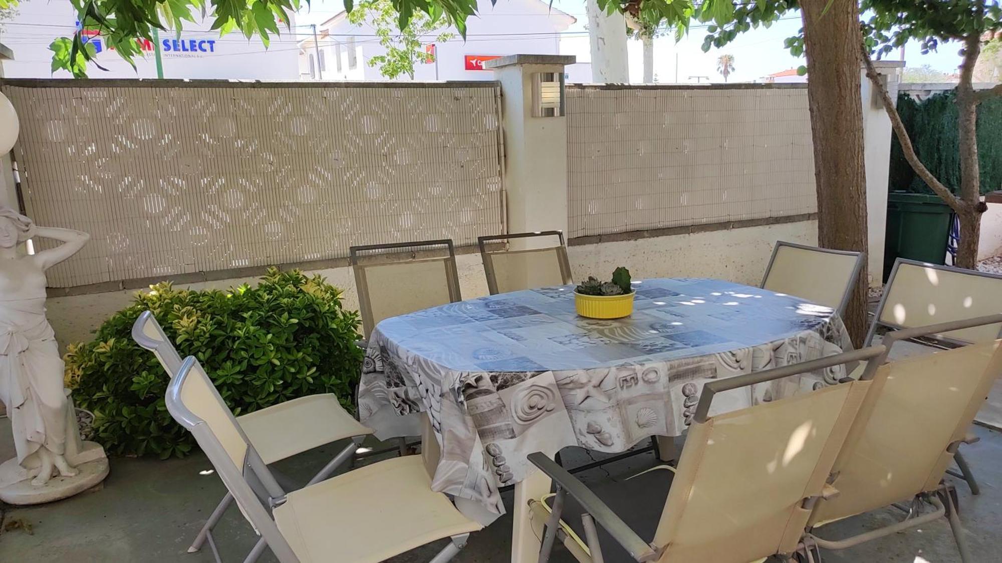 Leones Villa Empuriabrava Exterior photo